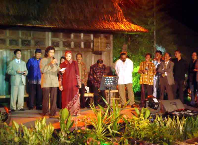 Teks Pembawa Acara (MC) Tasyakuran dan Walimah Beserta Susunan Acaranya